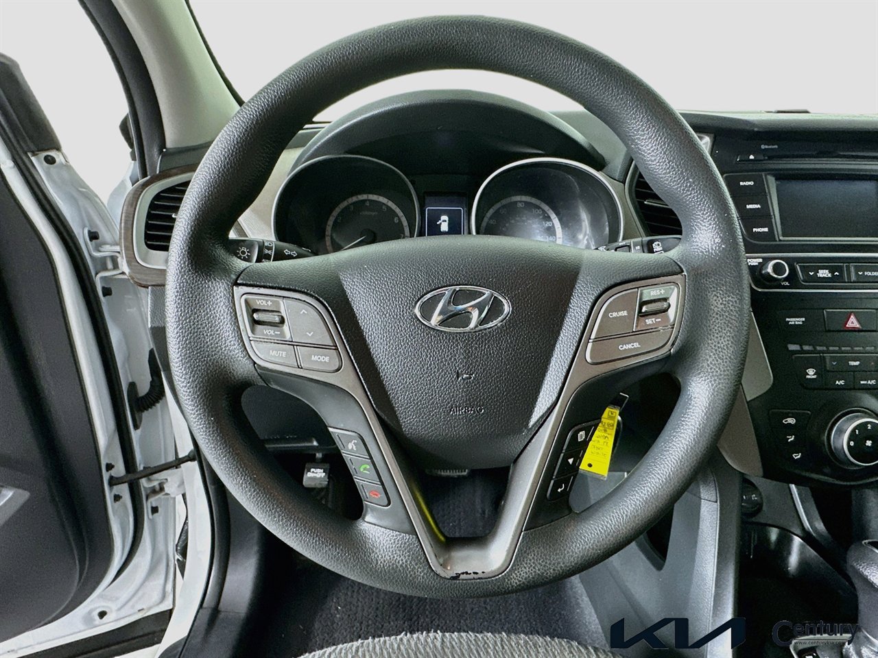 Used 2018 Hyundai Santa Fe Sport w/ Cargo Package FWD image 11