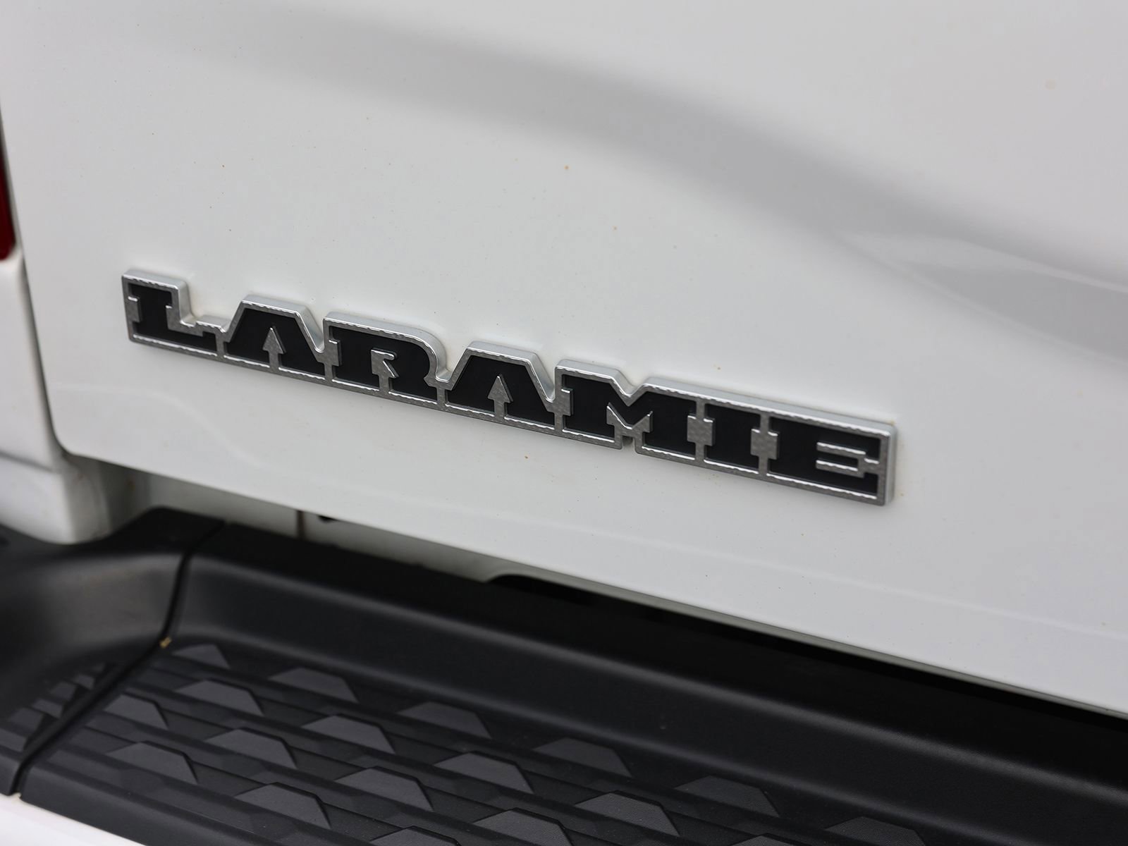Used 2024 RAM 2500 Laramie image 12