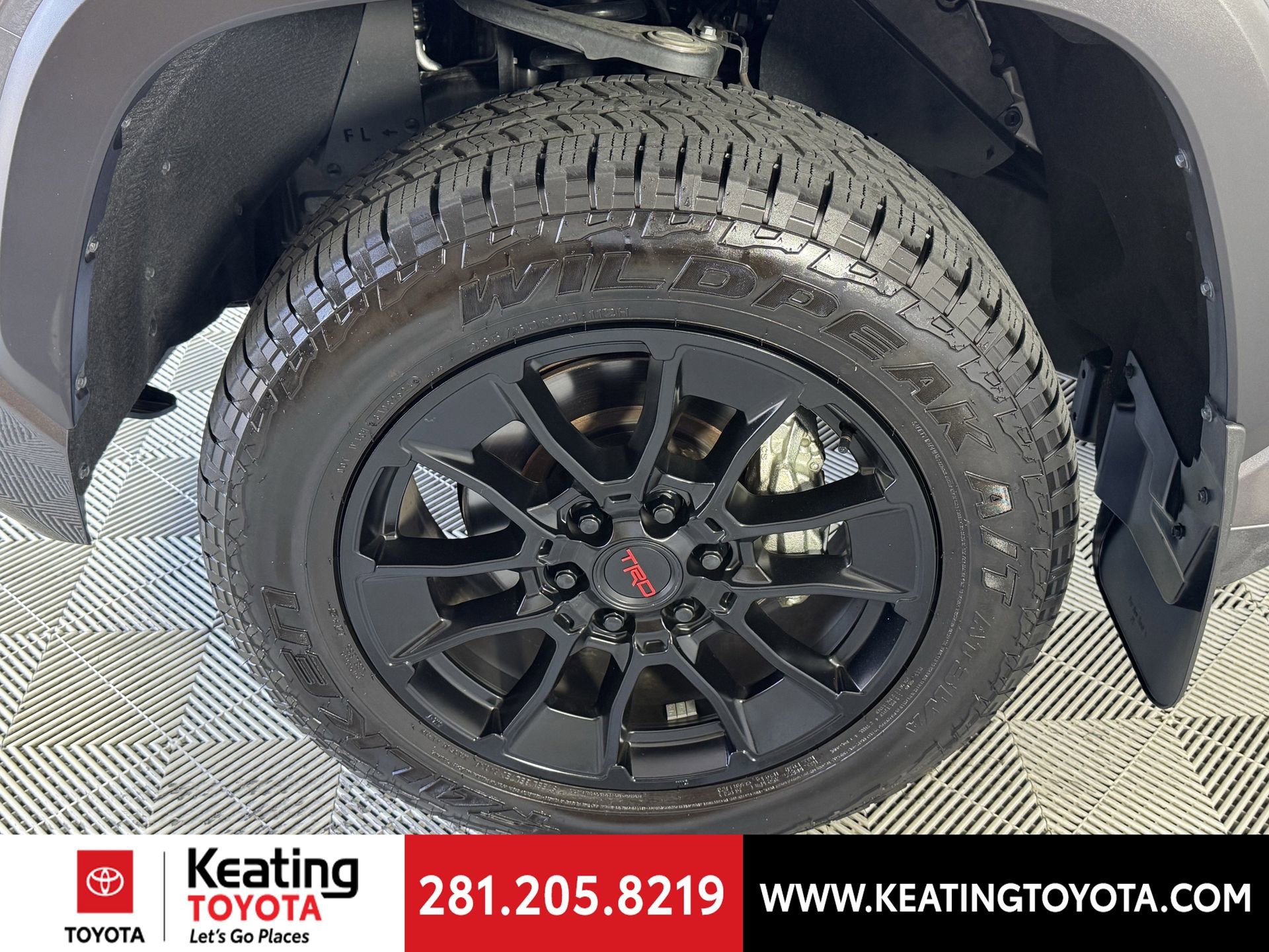 Used 2025 Toyota Tundra SR5 w/ SR5 Premium Package image 30