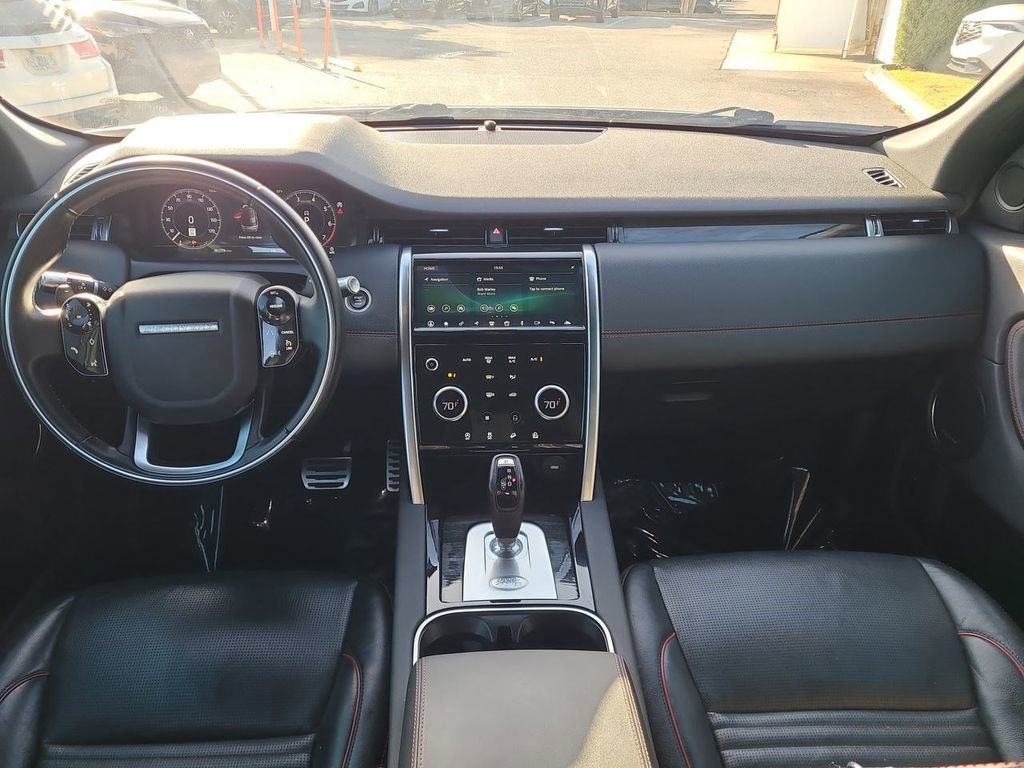 Used 2020 Land Rover Discovery Sport SE R-Dynamic image 21