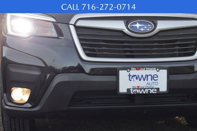 Used 2021 Subaru Forester Premium image 11