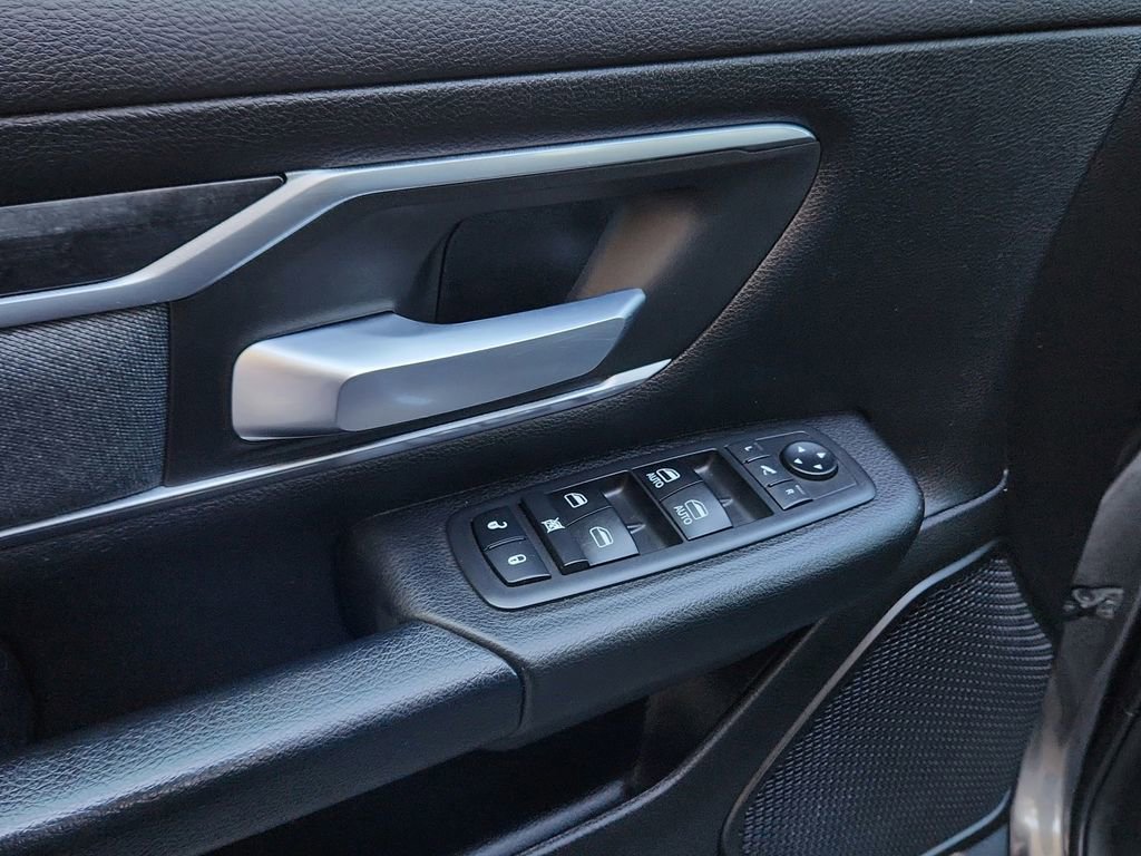 Used 2019 RAM 1500 Big Horn AWD/4WD image 15