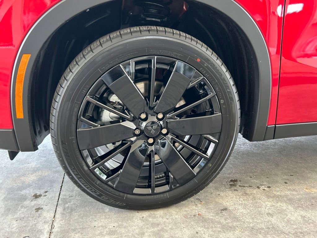 New 2026 Mitsubishi Outlander LE FWD image 13