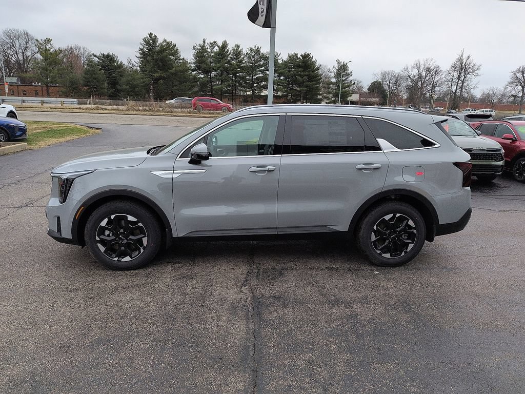 New 2026 Kia Sorento S w/ S Panoramic Sunroof Package FWD image 4