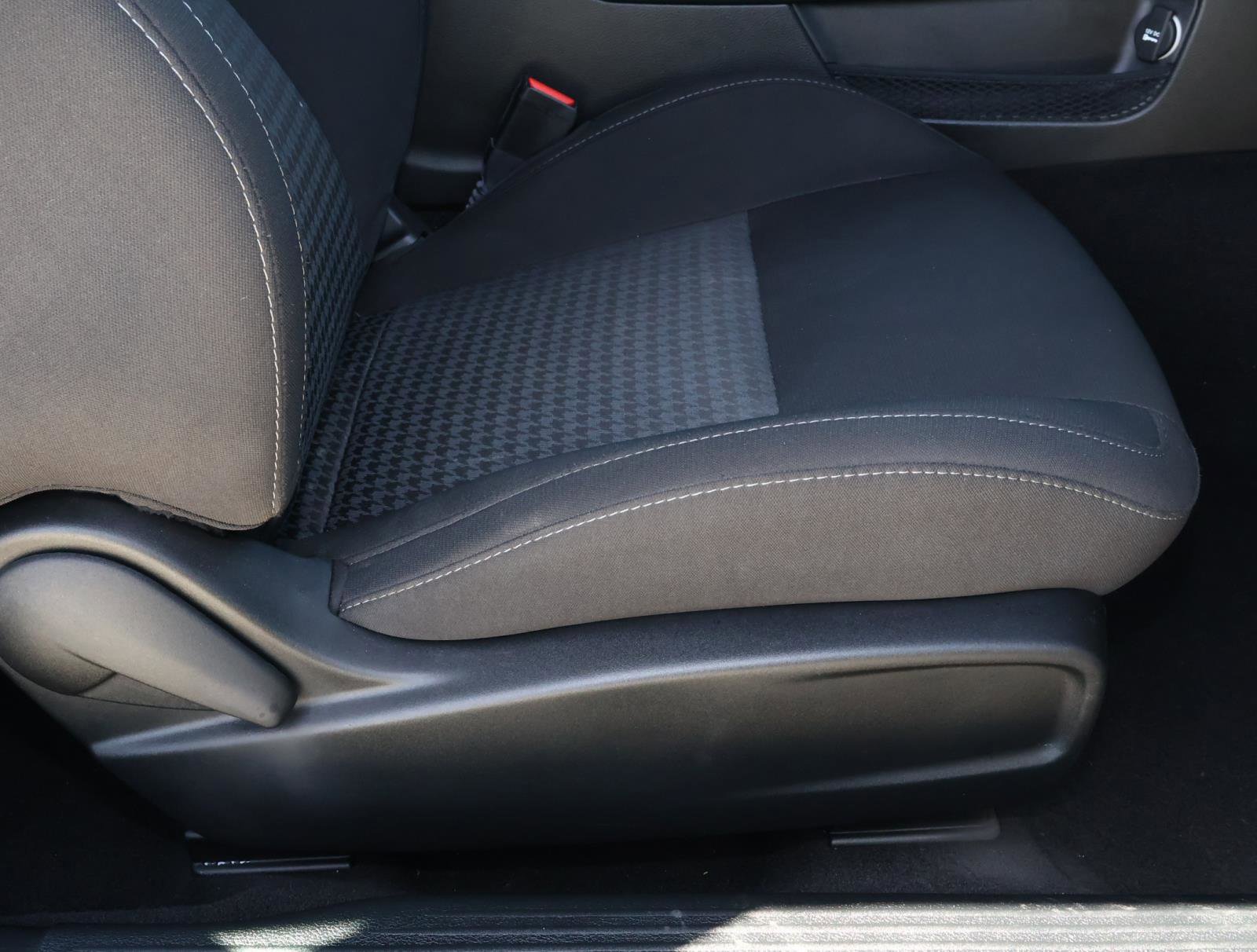 Used 2022 Dodge Challenger R/T w/ Blacktop Package image 15