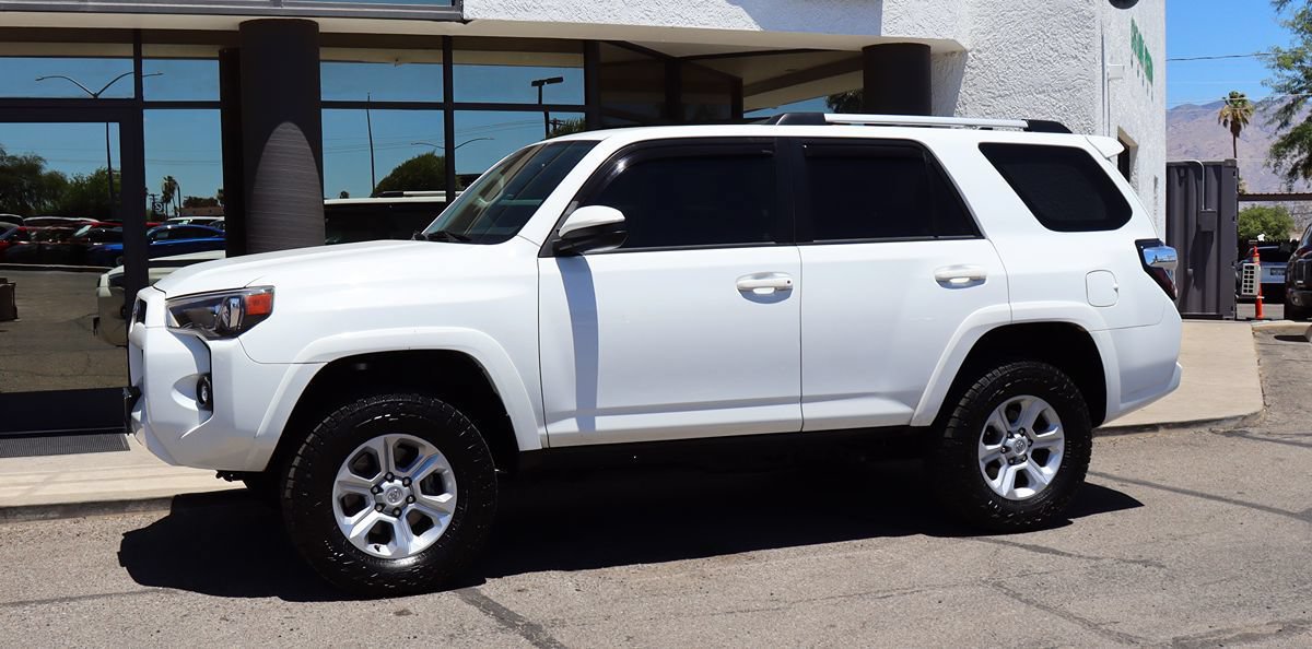 Used 2022 Toyota 4Runner SR5 AWD/4WD image 7