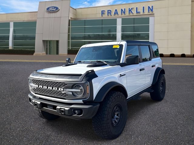 Used 2023 Ford Bronco Badlands AWD/4WD image 3