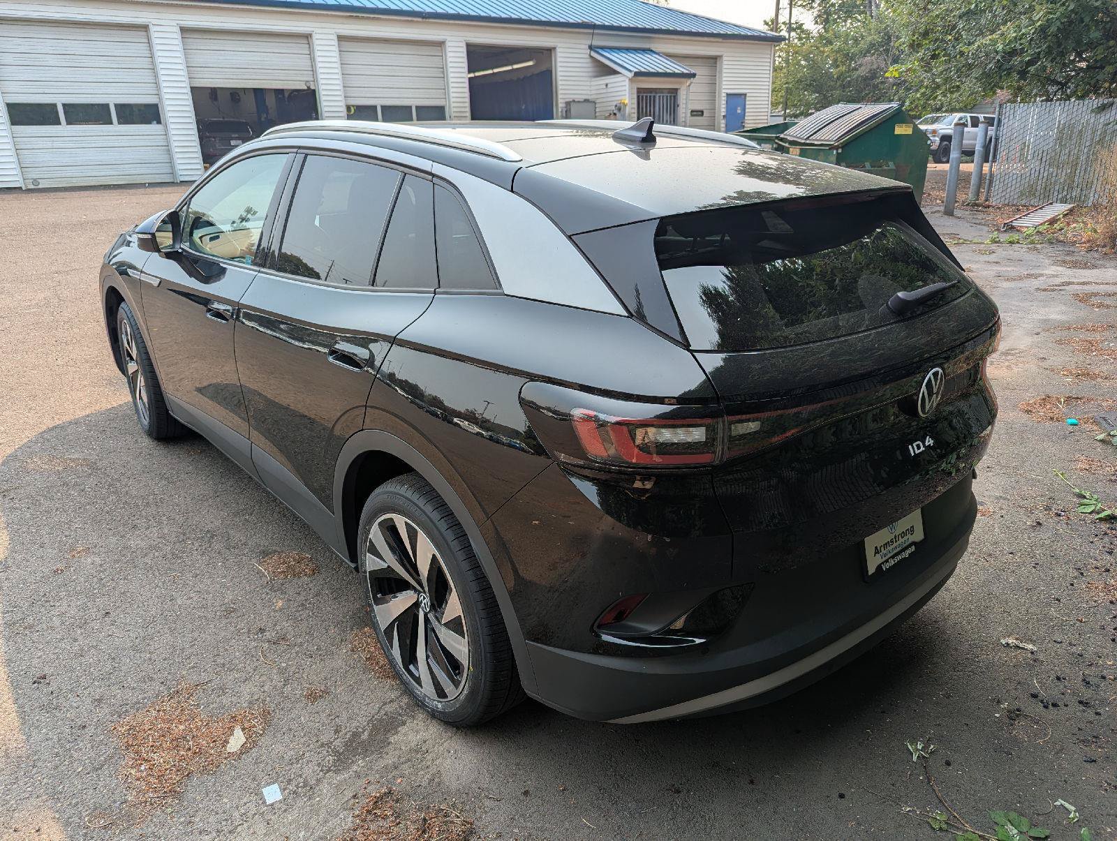 Used 2022 Volkswagen ID.4 Pro S AWD/4WD image 4