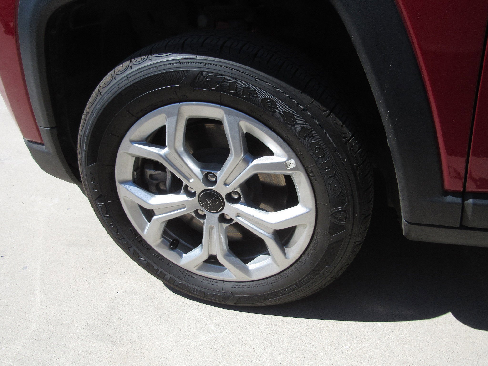 Used 2025 Jeep Compass Latitude w/ Sun & Sound Group image 5