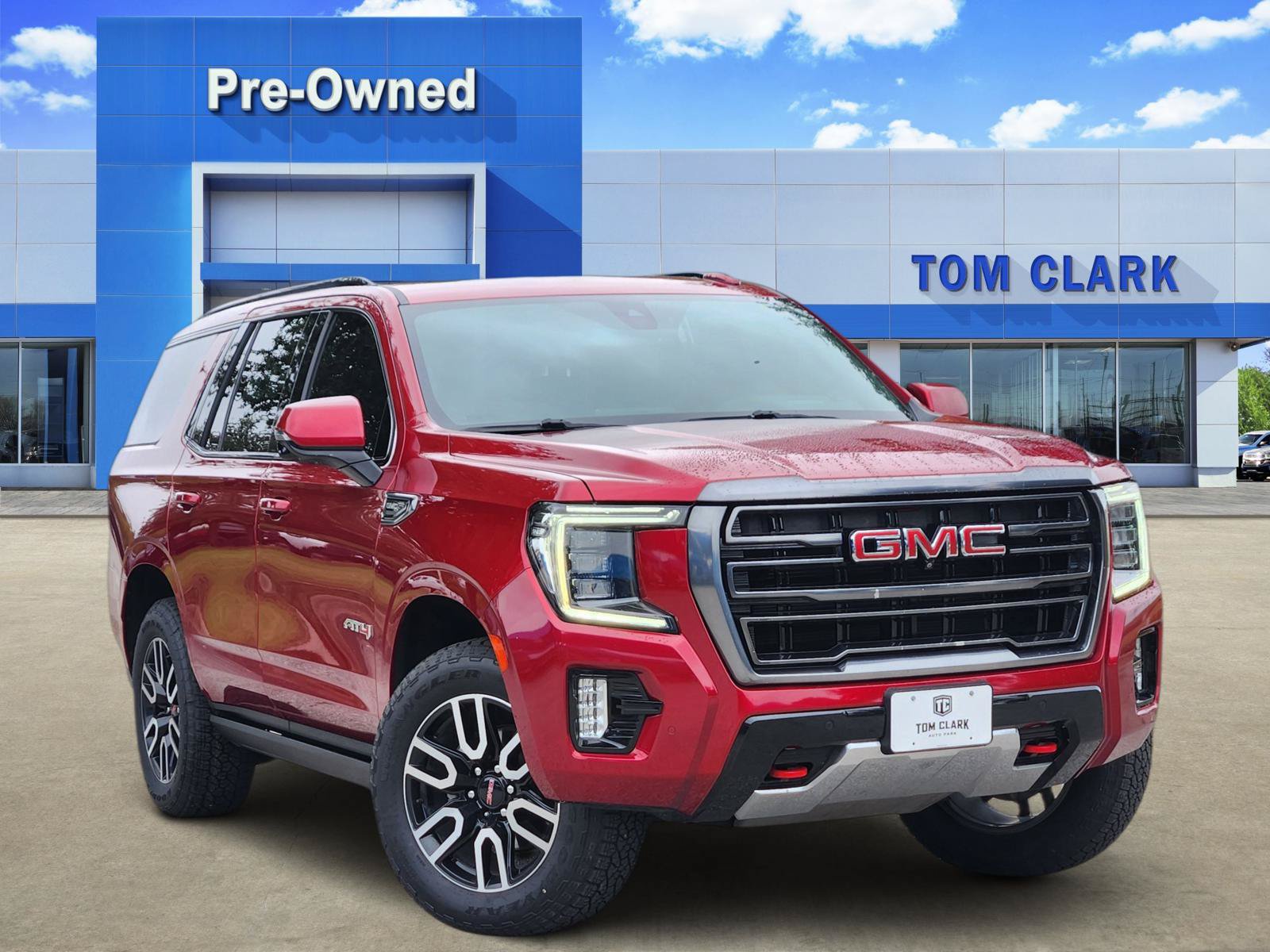 Used 2021 GMC Yukon AT4 w/ AT4 Premium Plus Package AWD/4WD image 1