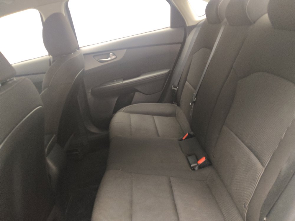 Used 2019 Kia Forte LXS FWD image 18