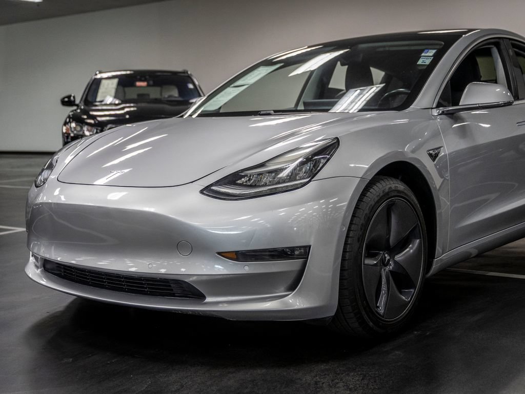 Used 2018 Tesla Model 3 Mid Range RWD image 10
