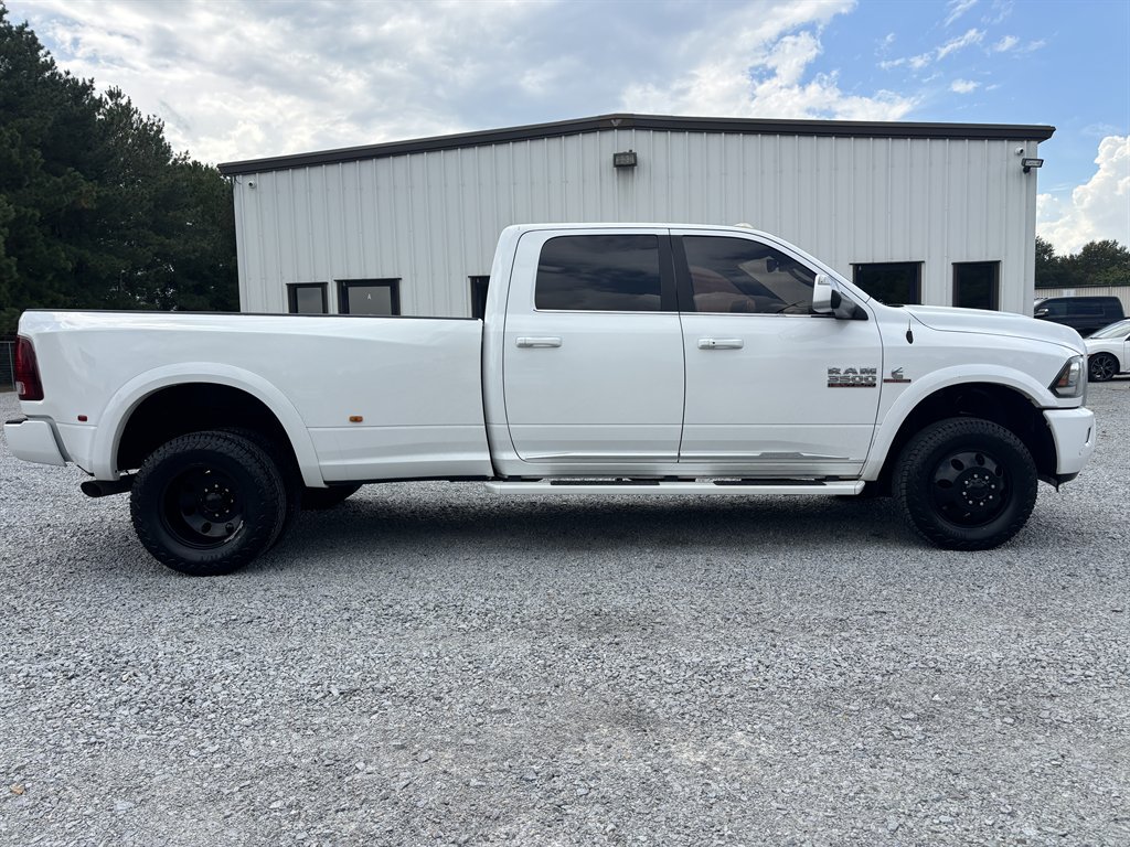 Used 2018 RAM 3500 Laramie Longhorn AWD/4WD image 4