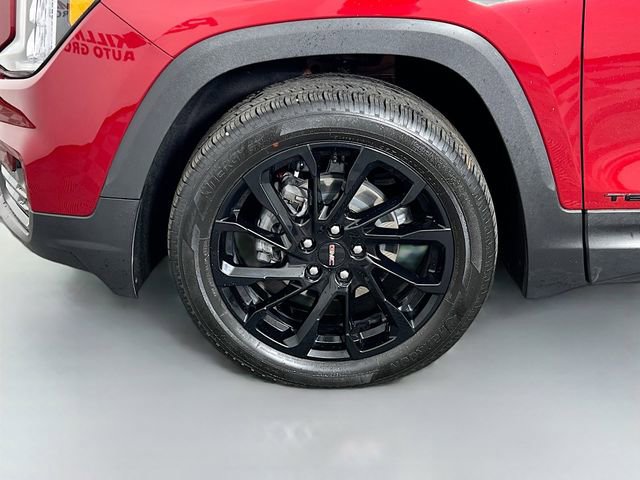 Used 2023 GMC Terrain SLT w/ Infotainment Package II image 11