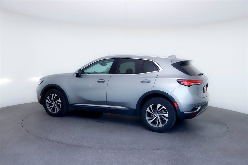 Used 2023 Buick Envision Essence image 3