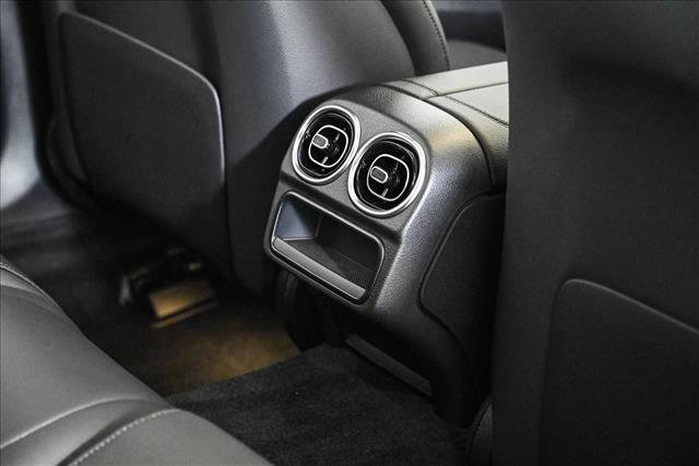 New 2026 Mercedes-Benz C 300 4MATIC Sedan image 19