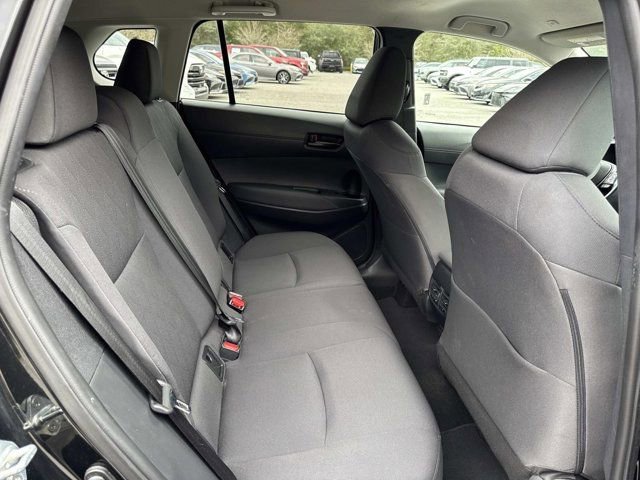 Used 2023 Toyota Corolla Cross LE image 11