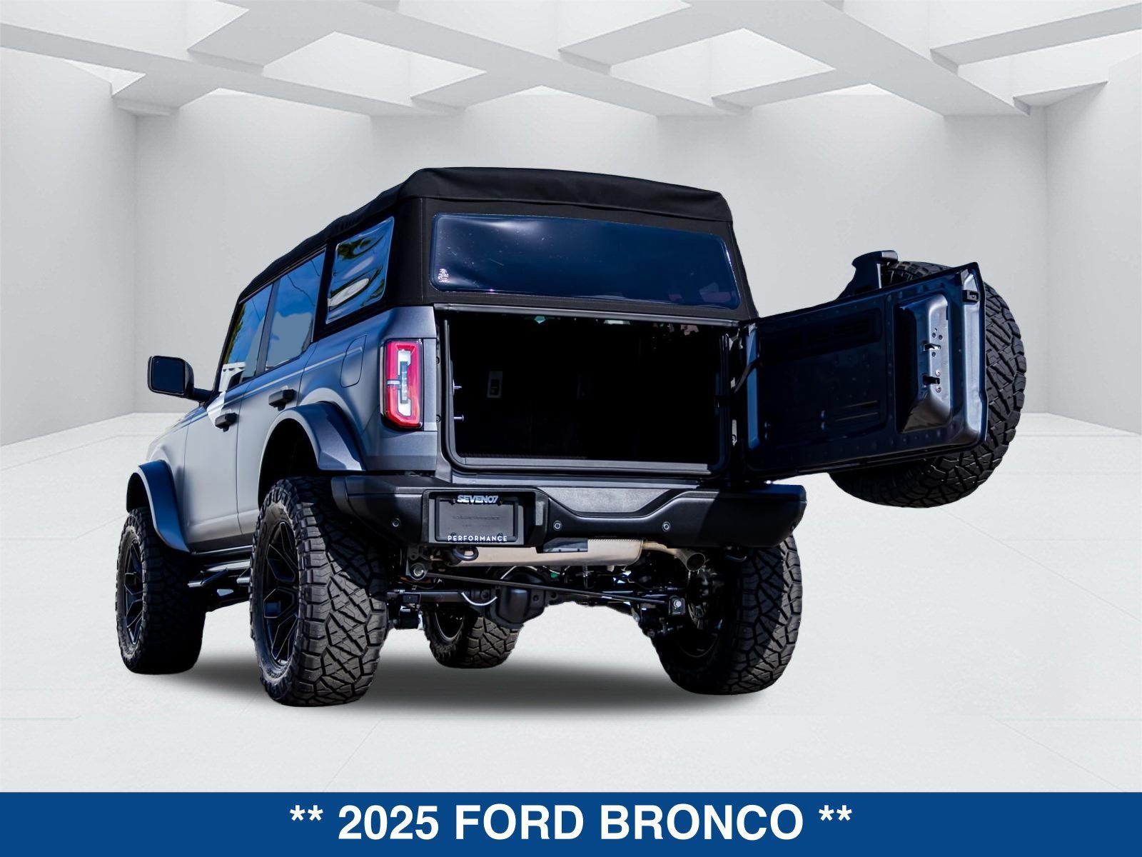 Used 2025 Ford Bronco Badlands AWD/4WD image 26