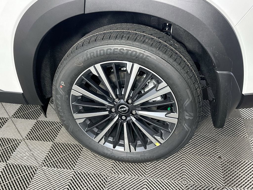 New 2026 Nissan Pathfinder Platinum image 39