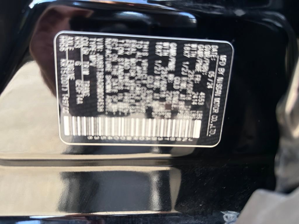 Used 2024 Nissan Rogue SV w/ SV Premium Package image 37