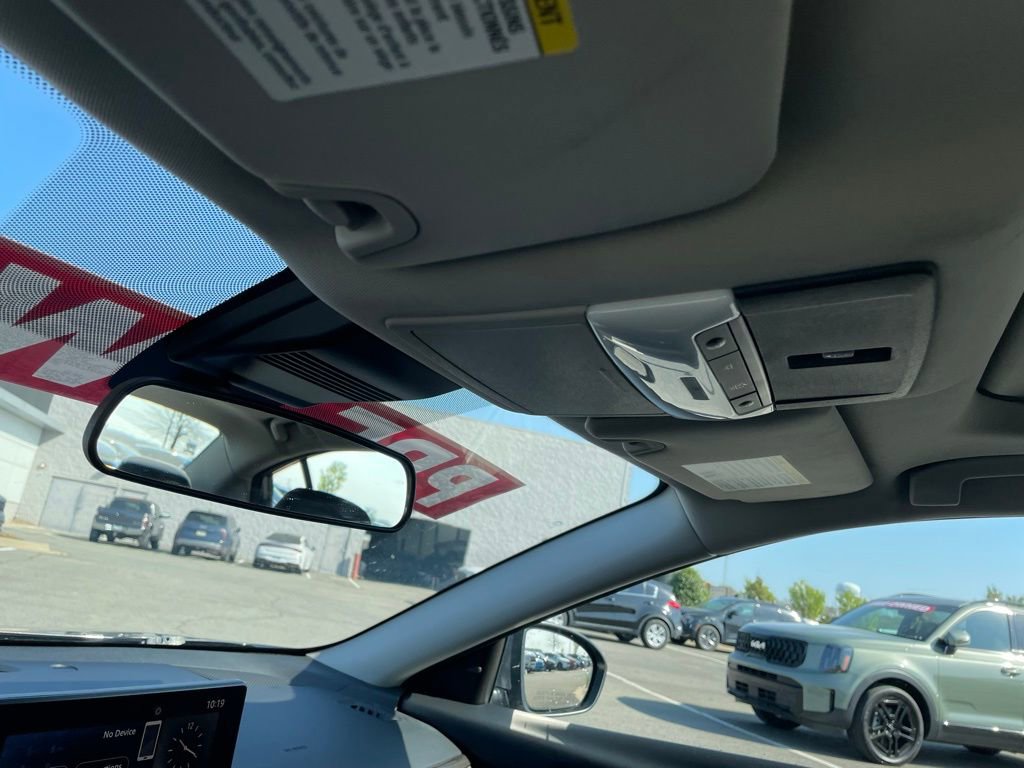 Used 2025 Nissan Altima 2.5 SV w/ SV Special Edition Package image 20