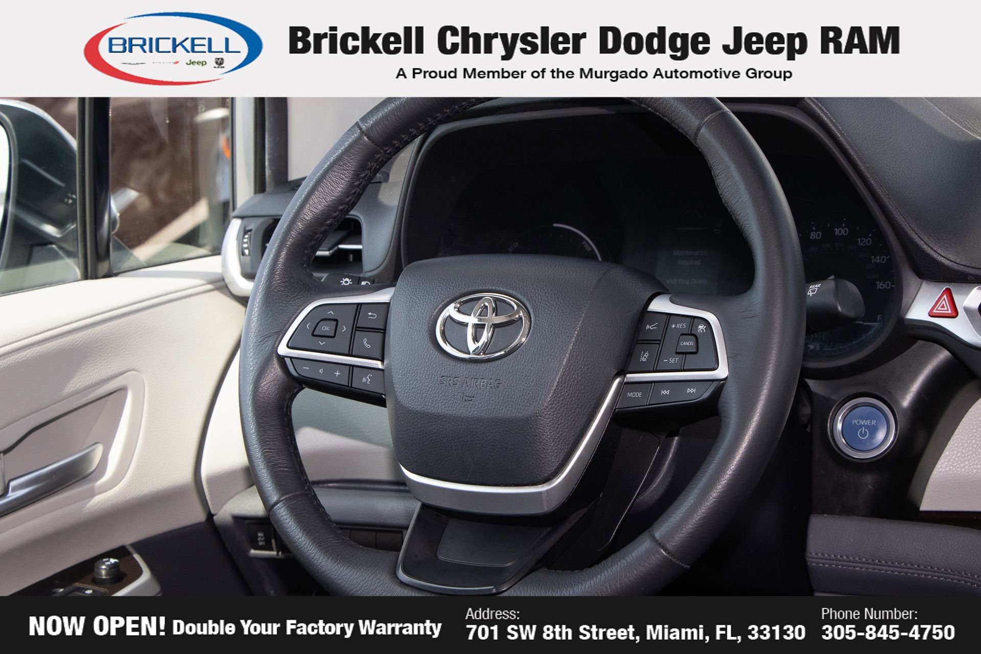 Used 2024 Toyota Sienna XLE FWD image 20
