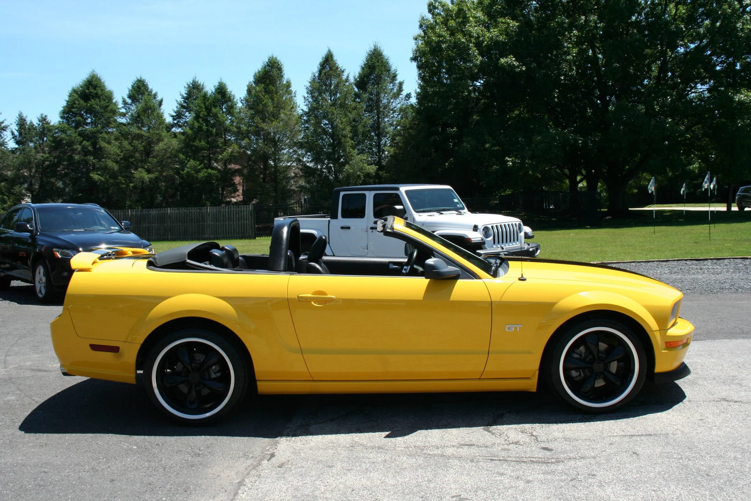 Used 2006 Ford Mustang GT Premium RWD image 18