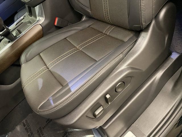 New 2025 Chevrolet Silverado 1500 High Country w/ Midnight Edition image 16