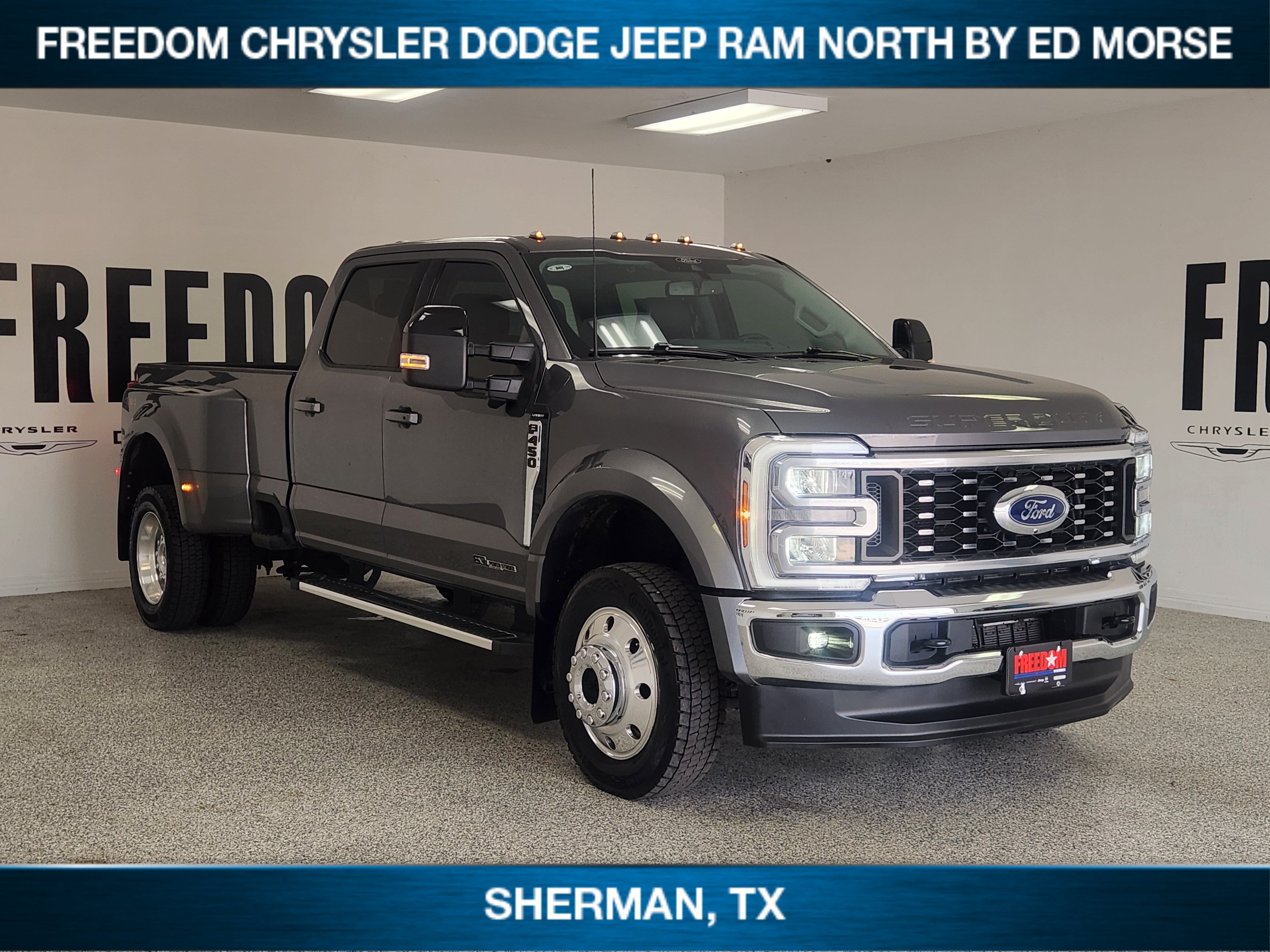 Used 2025 Ford F450 Lariat w/ Camper Package AWD/4WD image 2
