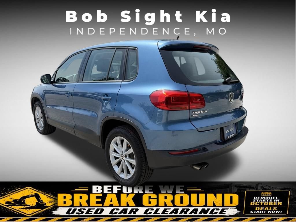 Used 2017 Volkswagen Tiguan Limited w/ Alloy Wheels Package FWD image 9