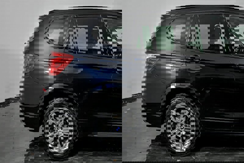 Used 2012 BMW X3 xDrive35i image 11