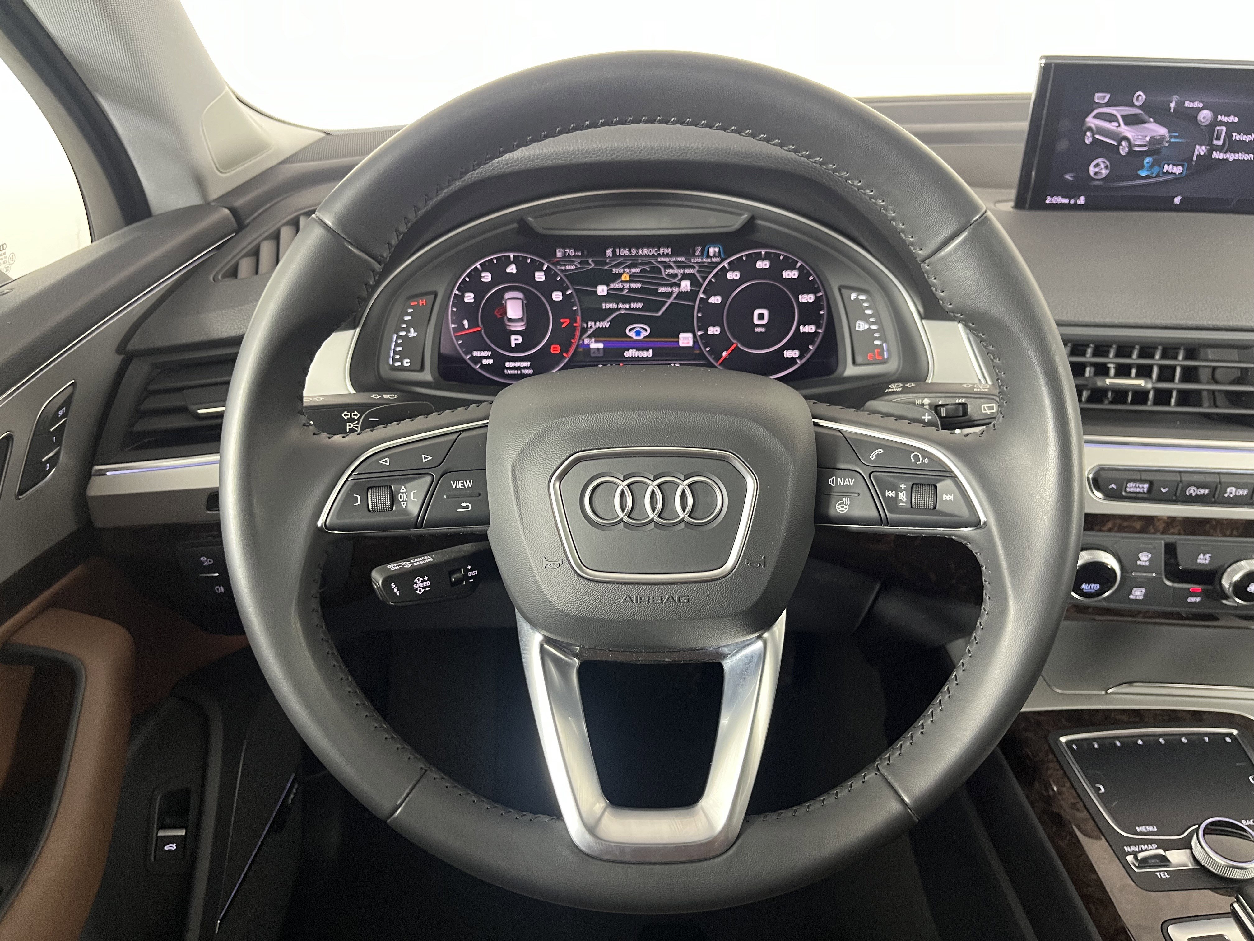 Used 2019 Audi Q7 2.0T Premium Plus AWD/4WD image 12
