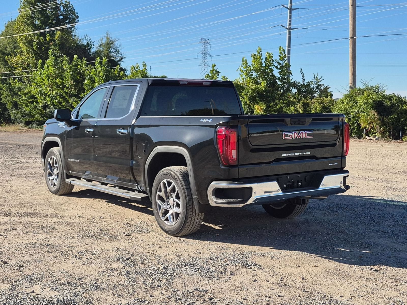 New 2026 GMC Sierra 1500 SLT w/ SLT Premium Package AWD/4WD image 3