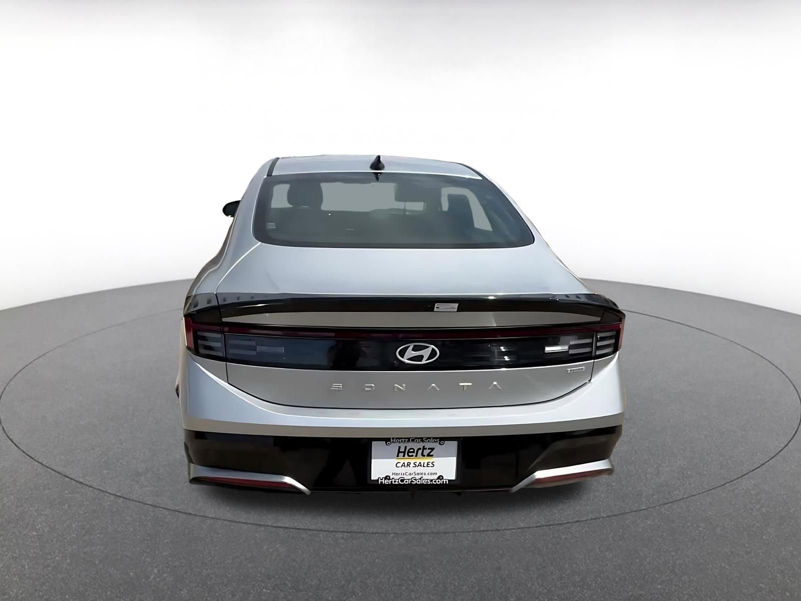 Used 2025 Hyundai Sonata SEL FWD image 12