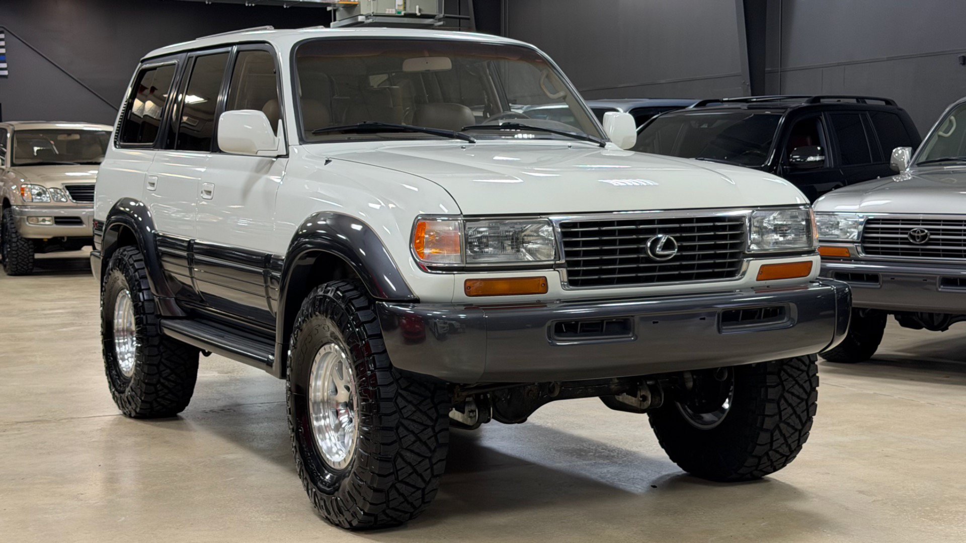 Used 1997 Lexus LX 450 4WD image 5