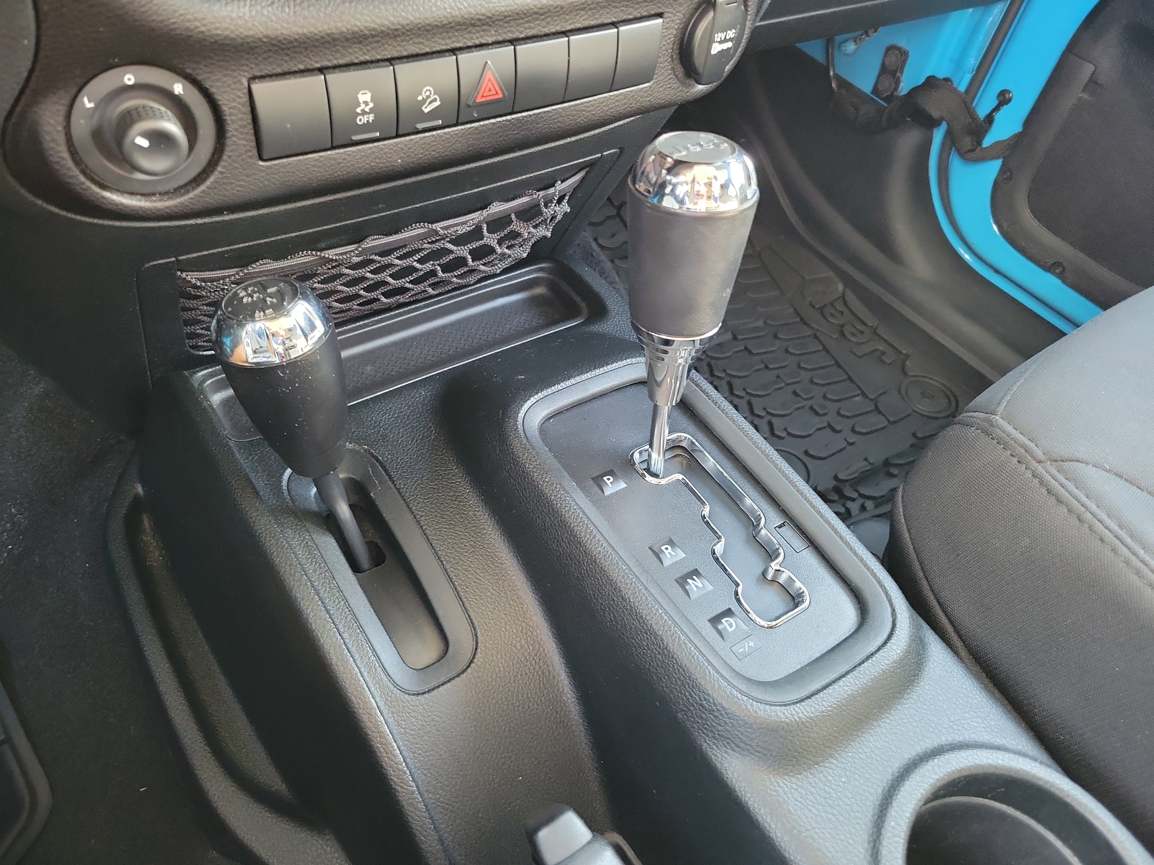 Used 2018 Jeep Wrangler Unlimited Sport S AWD/4WD image 28