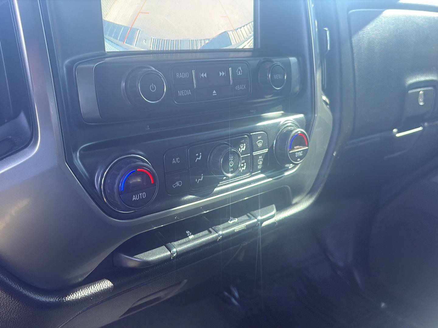 Used 2018 Chevrolet Silverado 1500 LT w/ All Star Edition RWD image 21