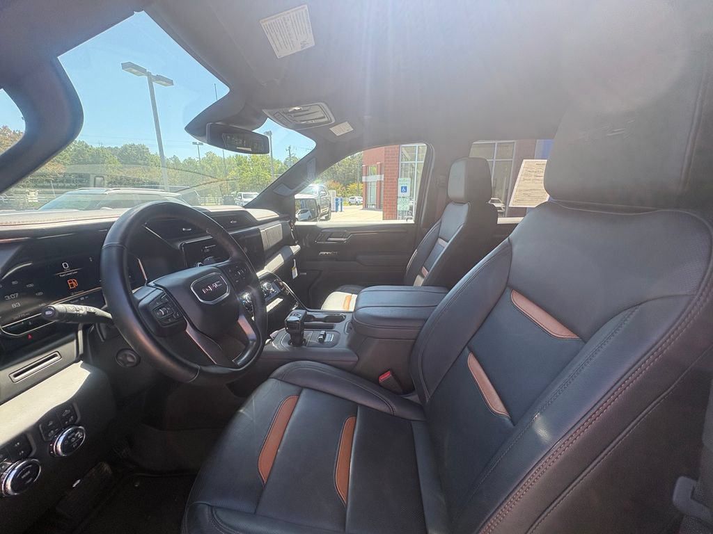Used 2025 GMC Sierra 1500 AT4 AWD/4WD image 11