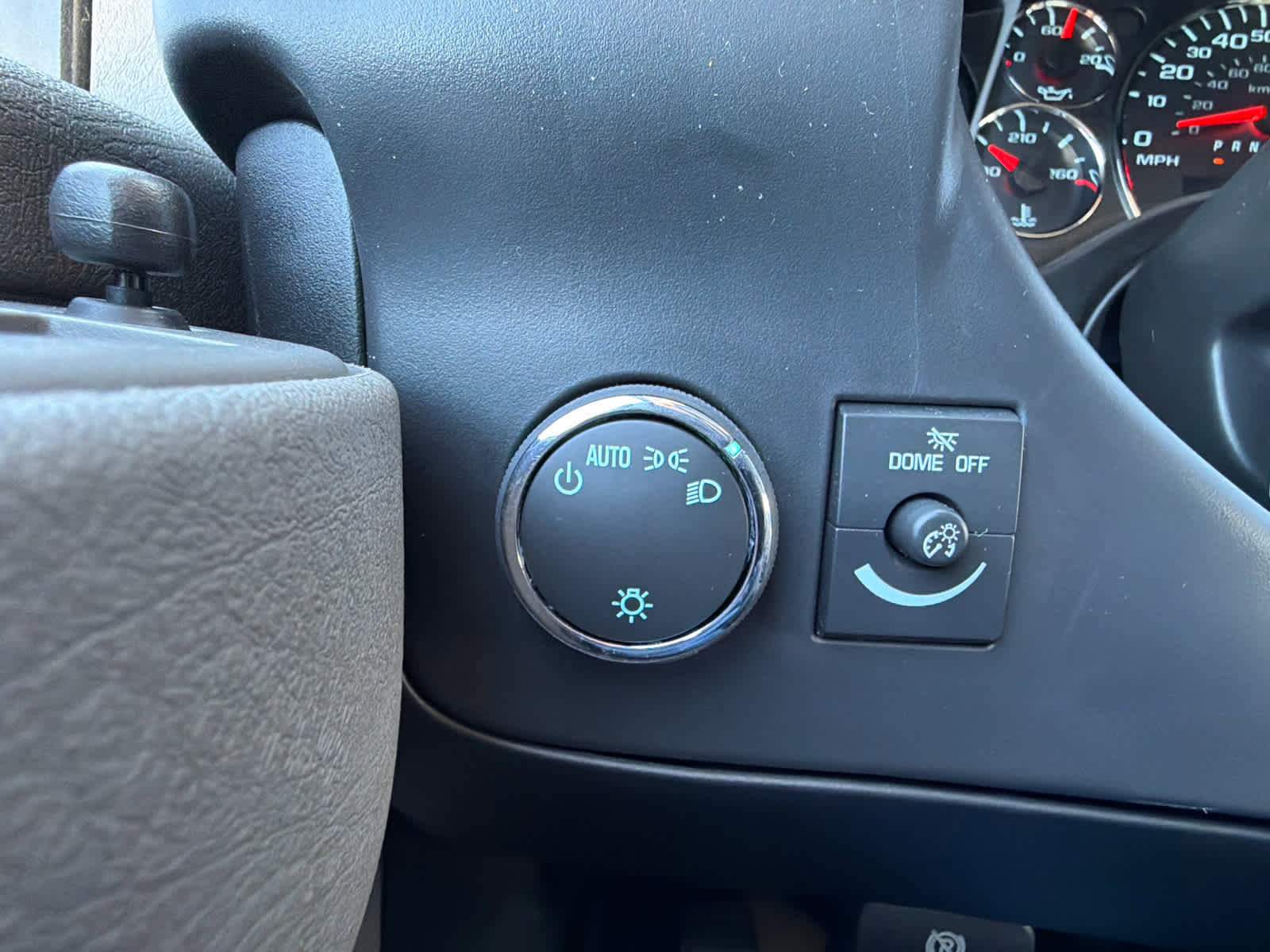 New 2025 GMC Savana 2500 w/ Driver Convenience Package RWD image 20