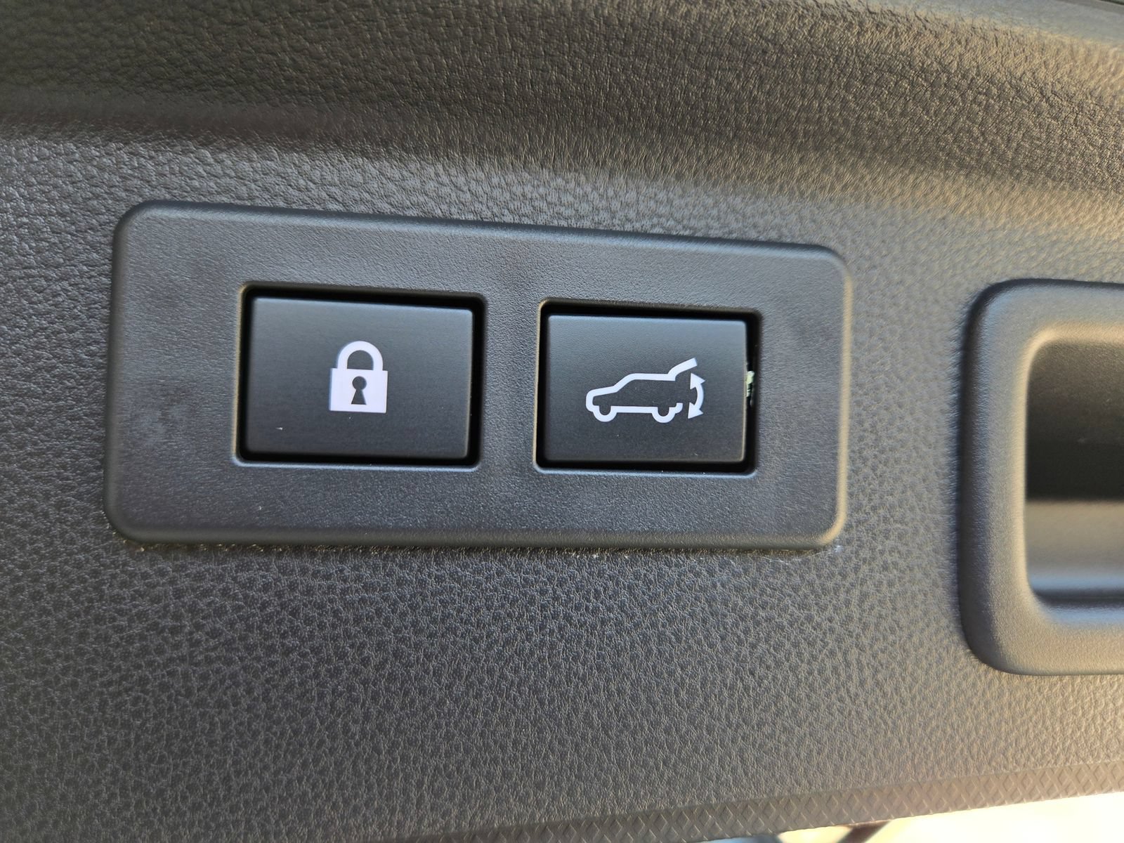 Used 2023 Subaru Forester Touring AWD/4WD image 30