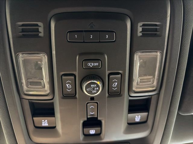 Certified 2021 Chevrolet Tahoe High Country w/ Premium Package image 33