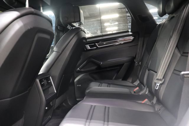 Used 2019 Porsche Cayenne S AWD/4WD image 22