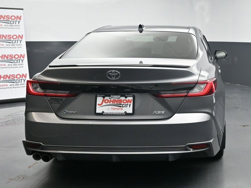 Used 2025 Toyota Camry XSE image 8