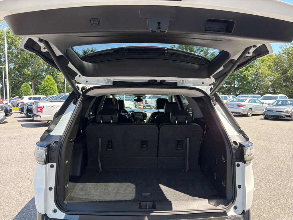 Used 2019 Chevrolet Traverse Premier w/ Redline Edition FWD image 10