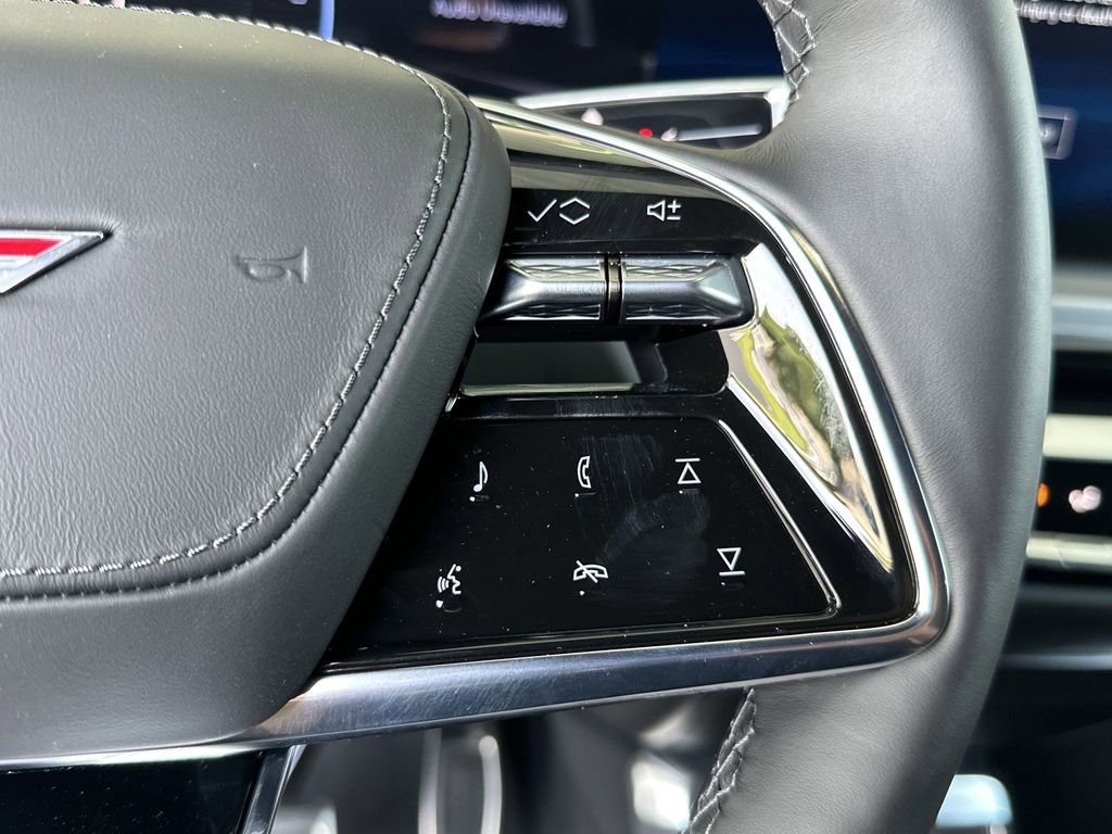 New 2026 Cadillac Lyriq V w/ Exterior Carbon Fiber Package image 25