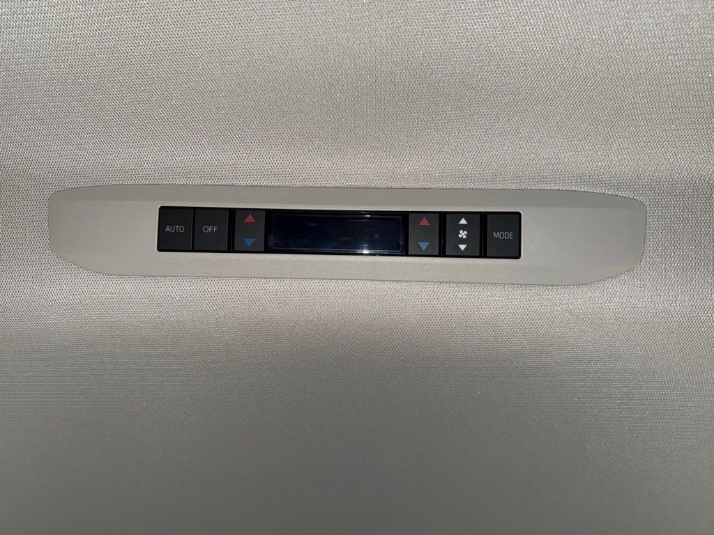 Certified 2024 Toyota Sienna Limited image 22