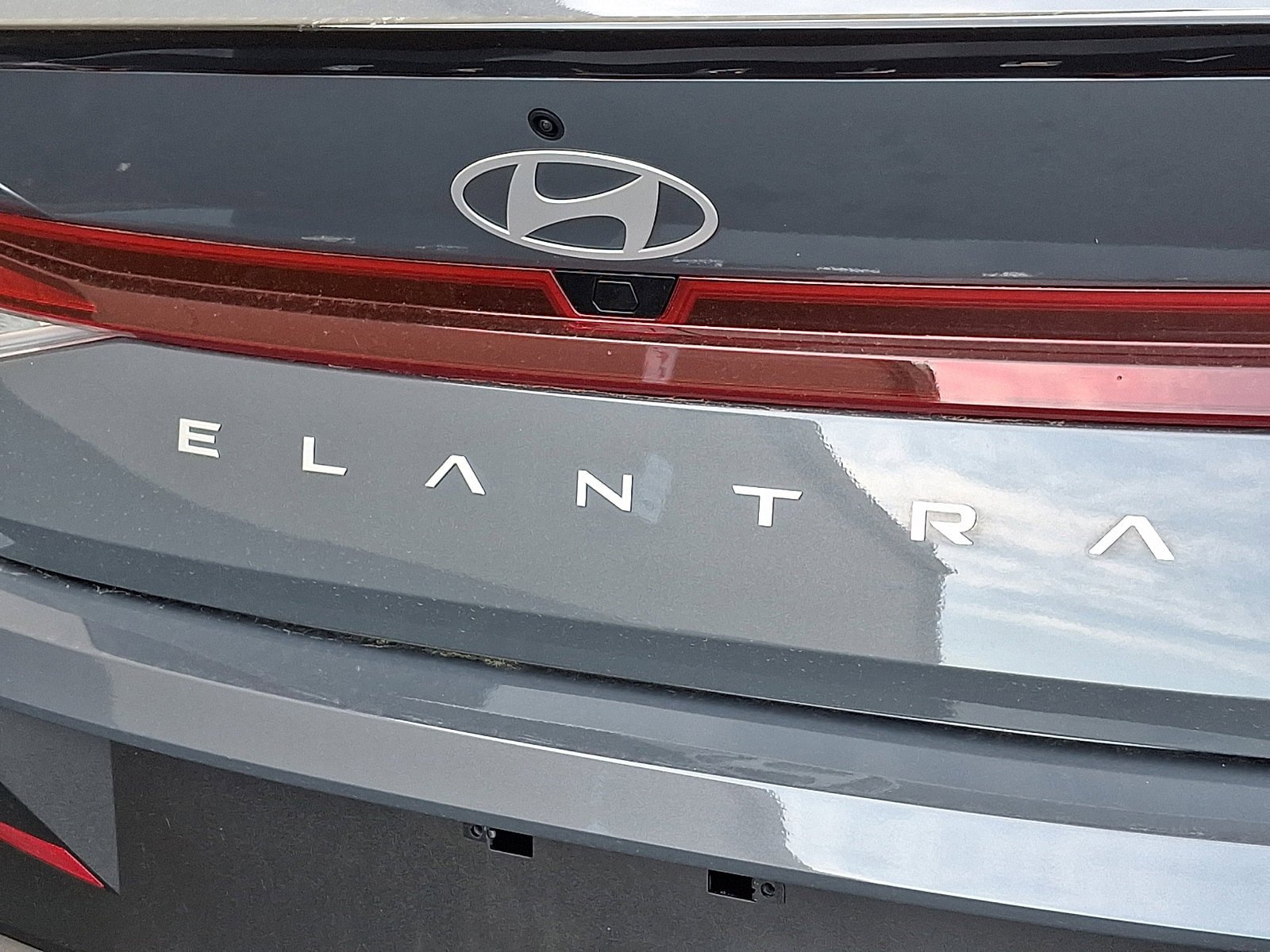 Certified 2025 Hyundai Elantra Sport FWD image 30