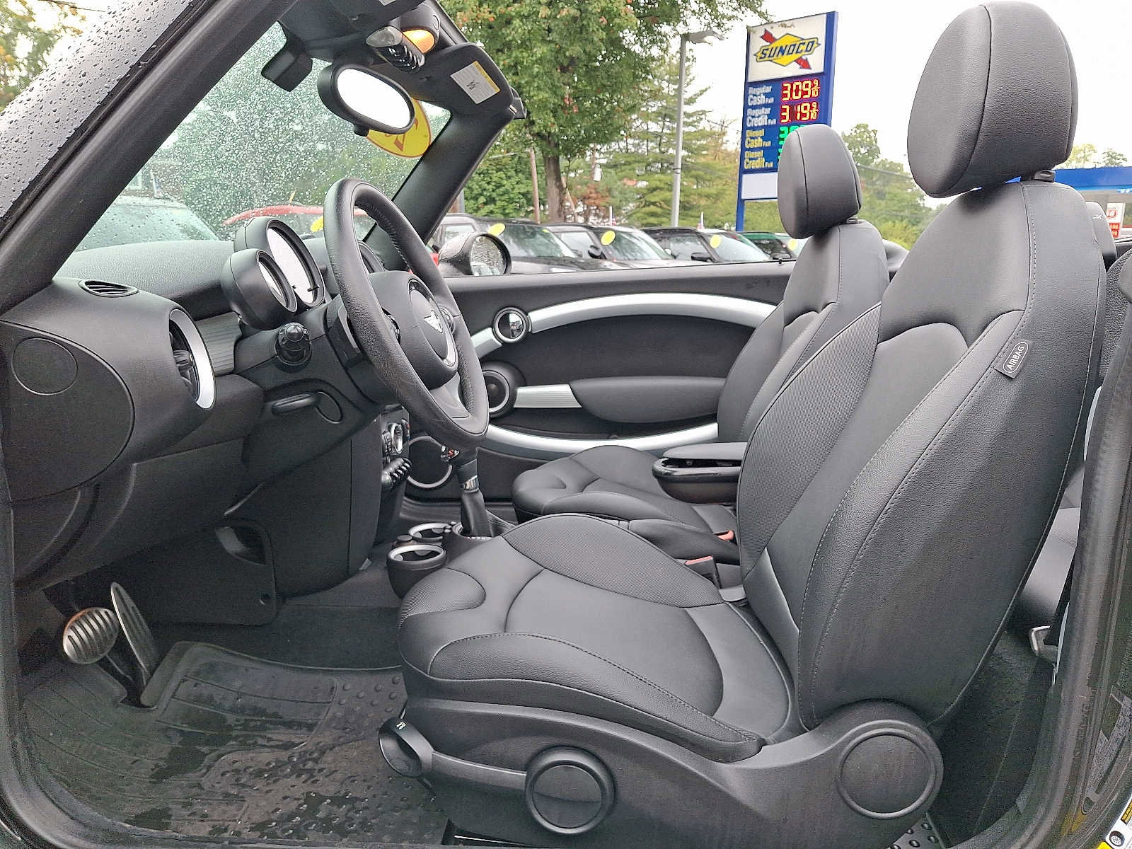 Used 2015 MINI Cooper S image 13