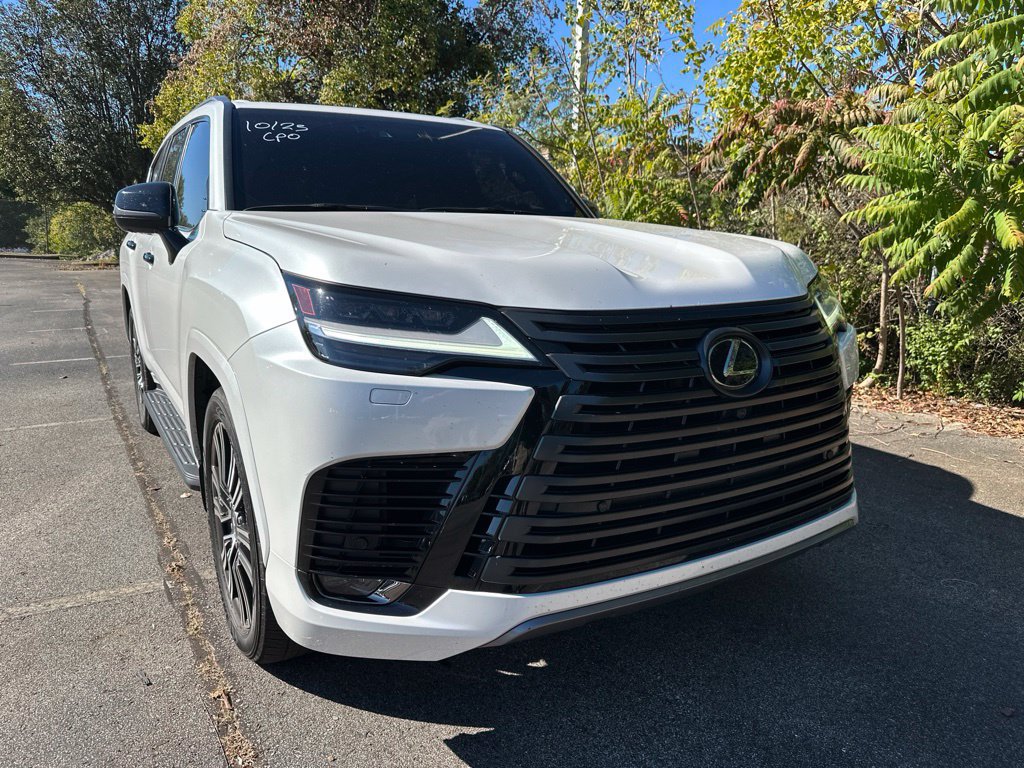 Used 2024 Lexus LX 600 4WD w/ Appearance Package image 1