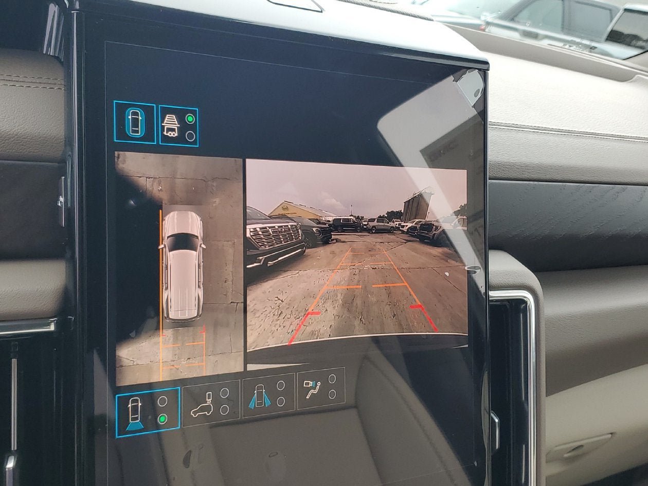 New 2027 GMC Yukon Denali w/ Sun & Power Step Package RWD image 22